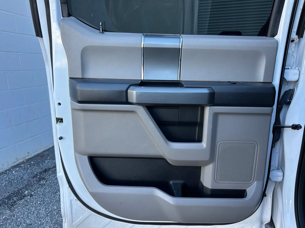 Used 2018 Oxford White Ford XLT image 20