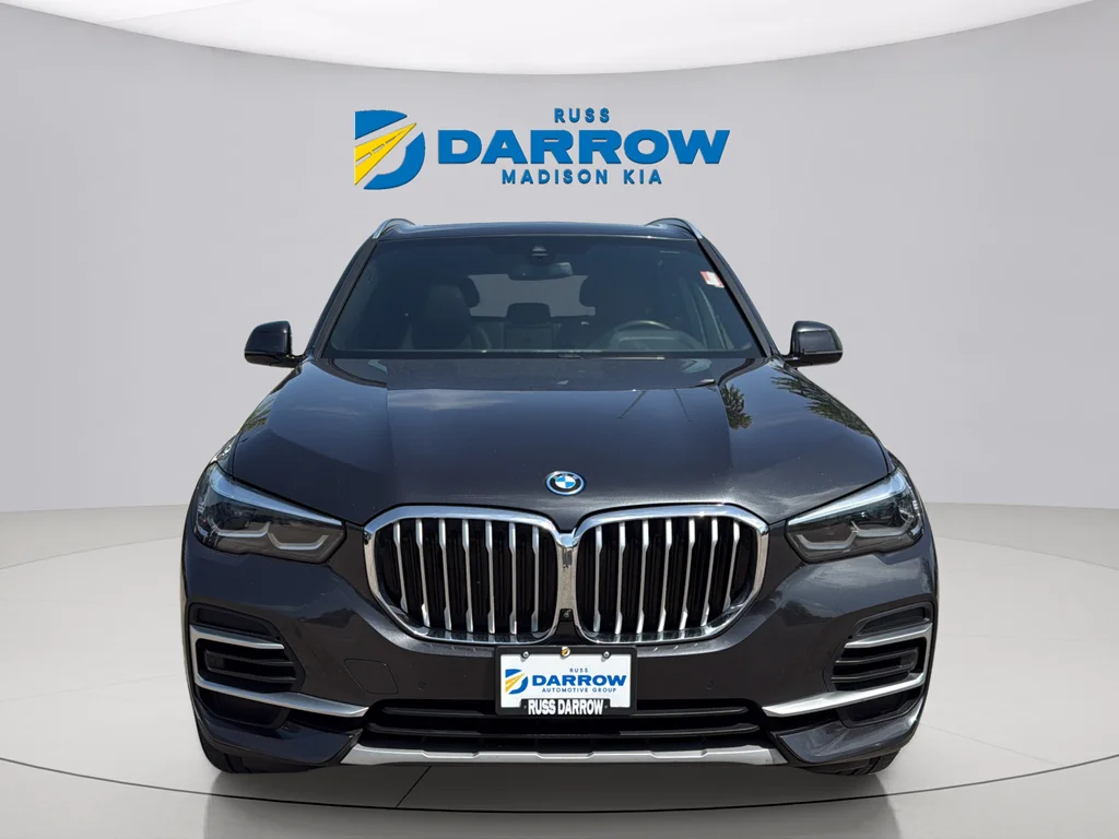 Used 2022 Dark Graphite Metallic BMW xDrive45e image 8