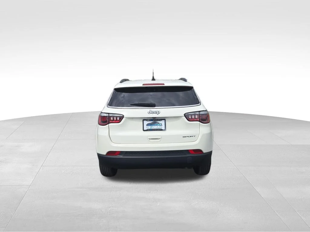 Used 2019 White Clearcoat Jeep Sport image 12