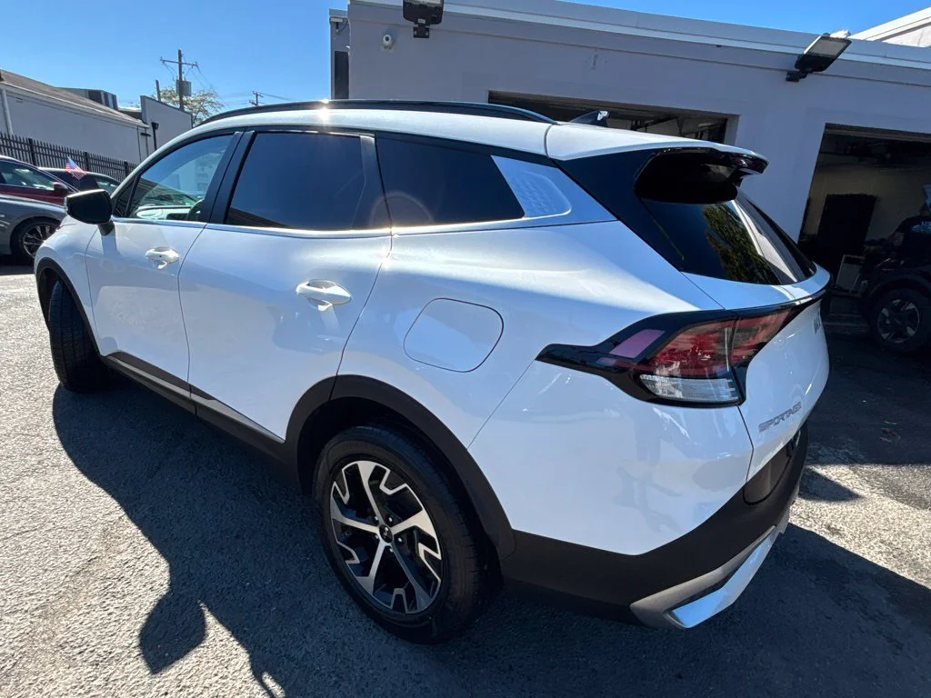 Used 2025 White Kia EX image 4