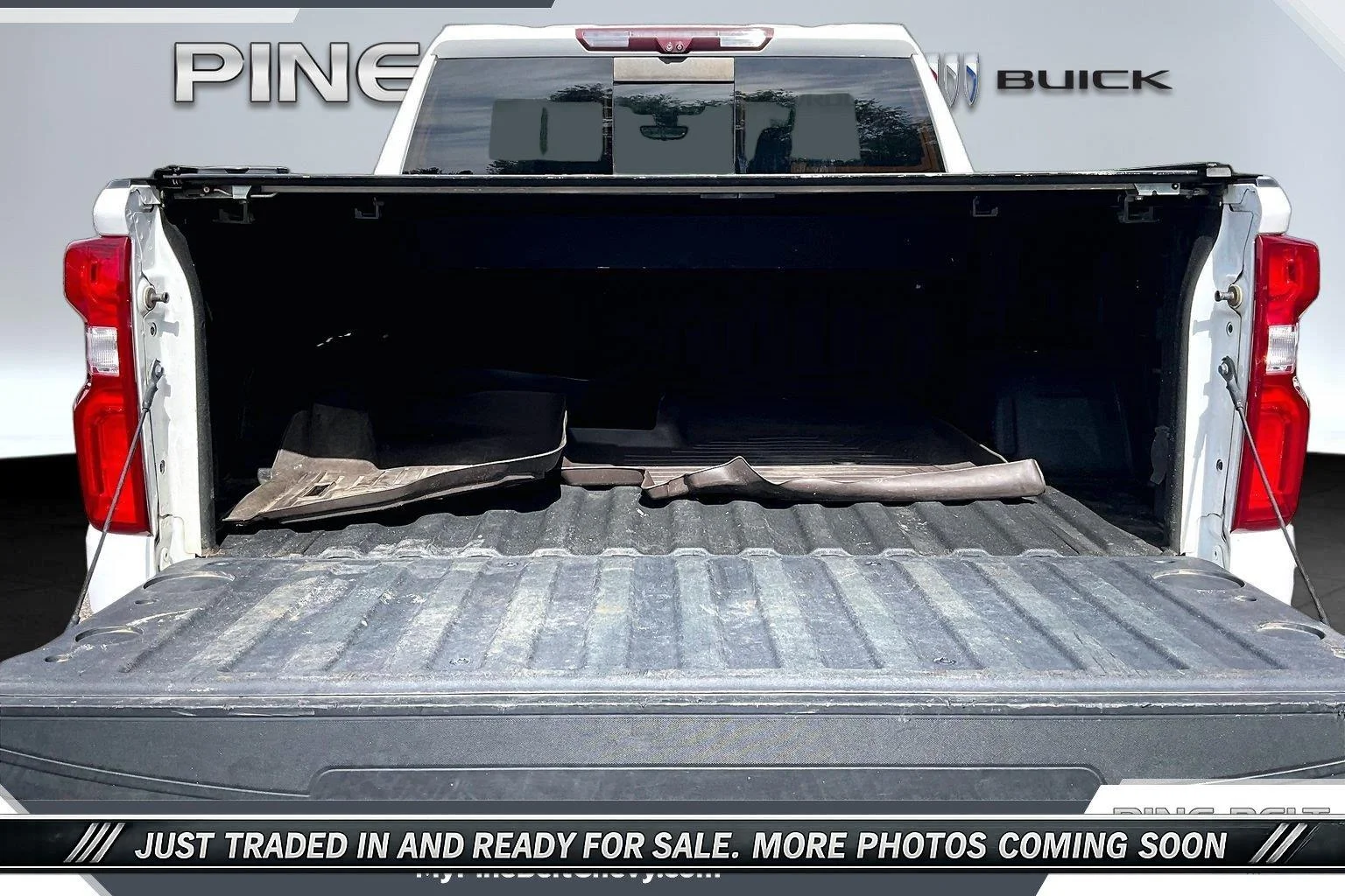 Used 2021 SUMMIT WHITE Chevrolet LTZ image 5