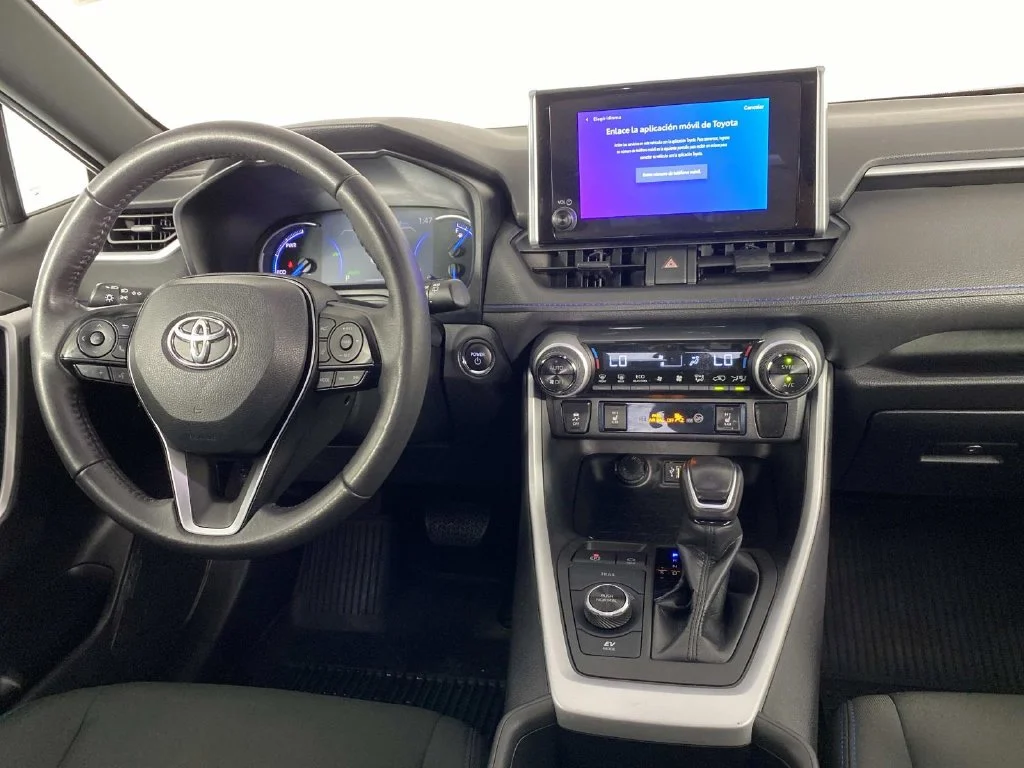 Used 2024 Pearl Toyota SE image 13