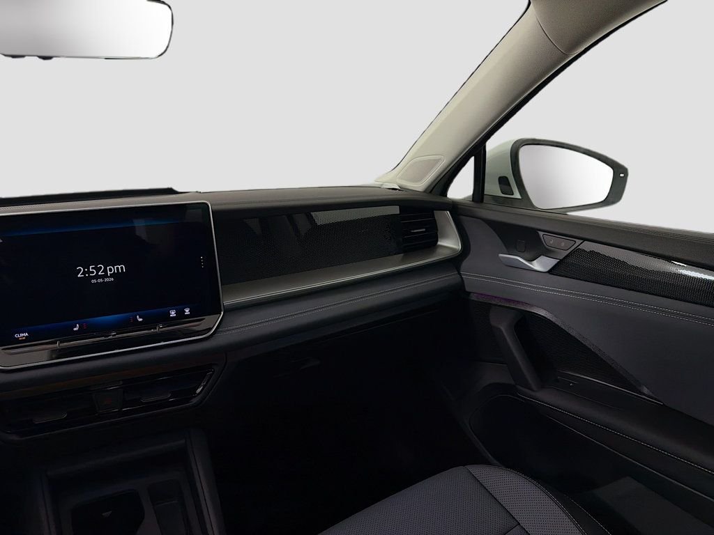 2026 Volkswagen Tiguan SE - Photo 24
