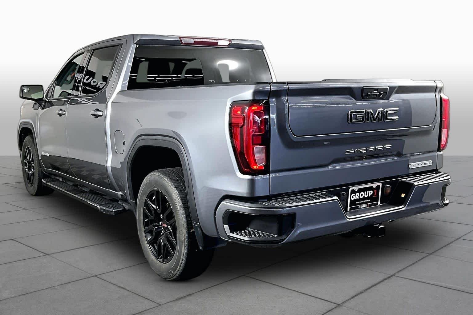 Used 2020 Satin Steel Metallic GMC Elevation image 12