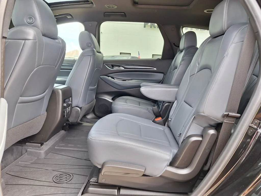 Used 2023 Black Buick Essence image 13