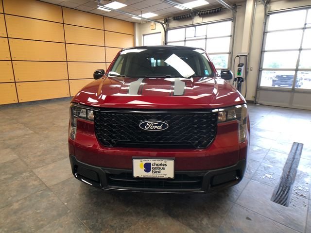 New 2026 Ruby Red Metallic Tinted Clearcoat Ford XLT image 2