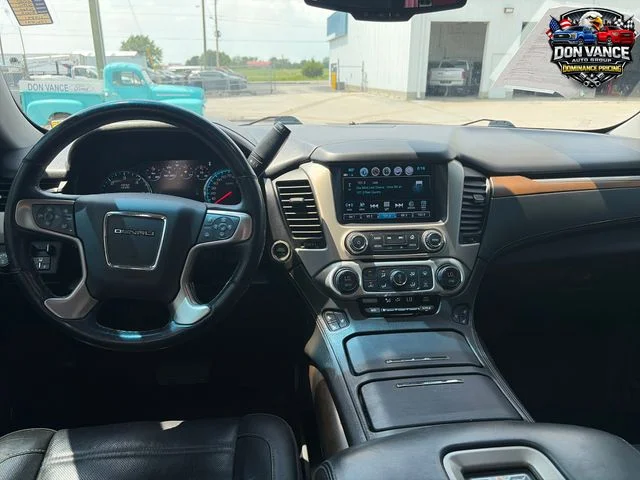 Used 2020 Black GMC Denali image 12