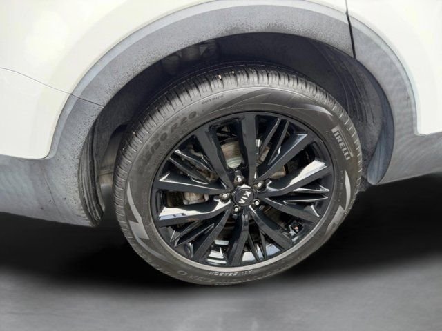 Used 2020 White Kia SX image 36