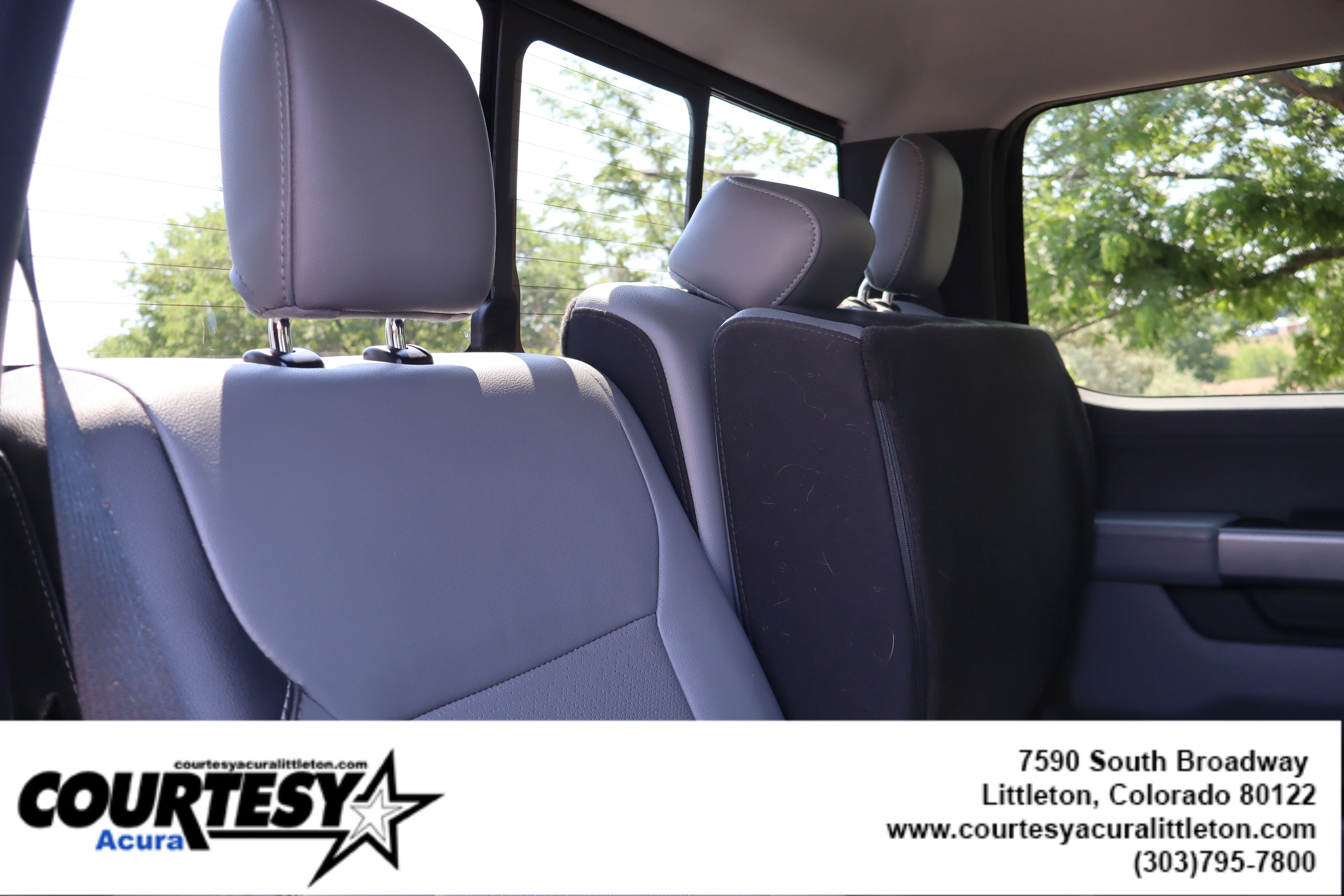 Used 2022 Black Ford LARI image 27