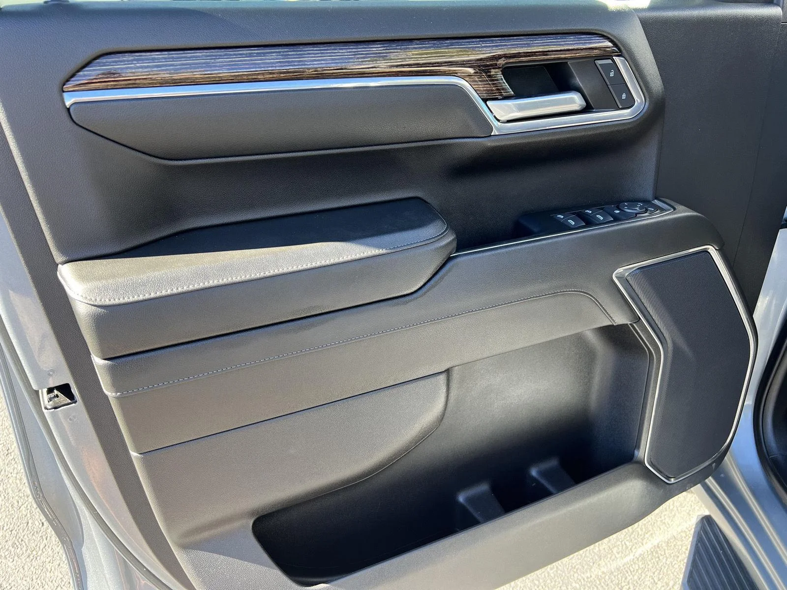 2024 GMC Sierra 1500 Elevation - Photo 21