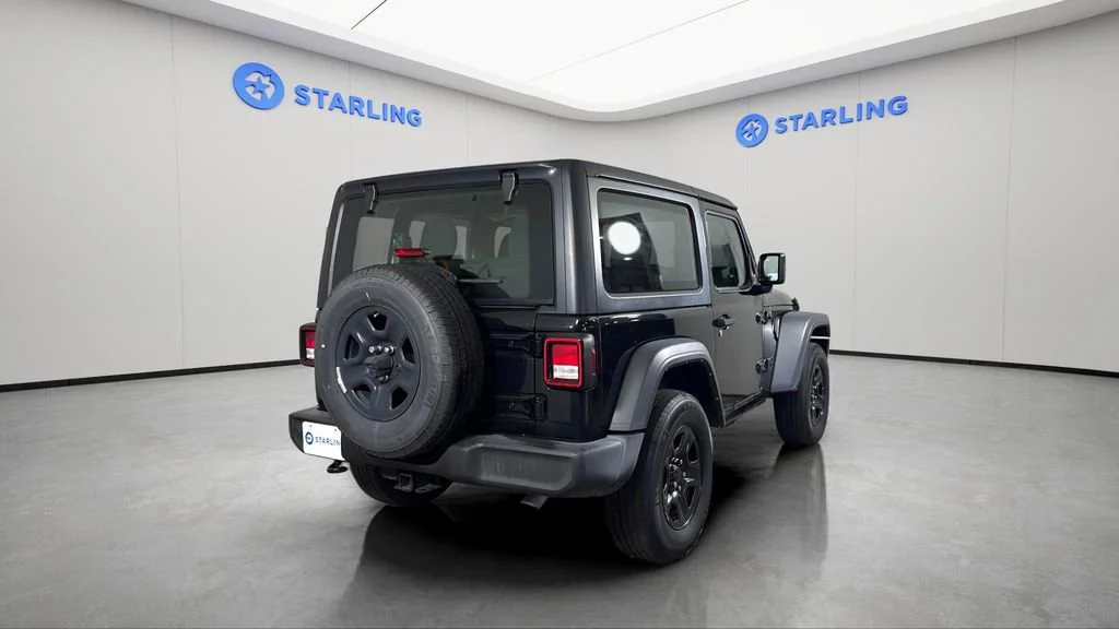 Used 2022 Black Jeep Sport 4x4 image 8