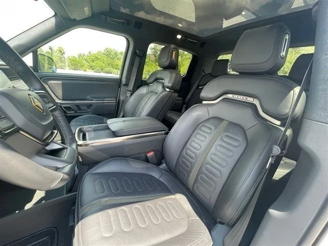 Used 2022 White Rivian Adventure image 21