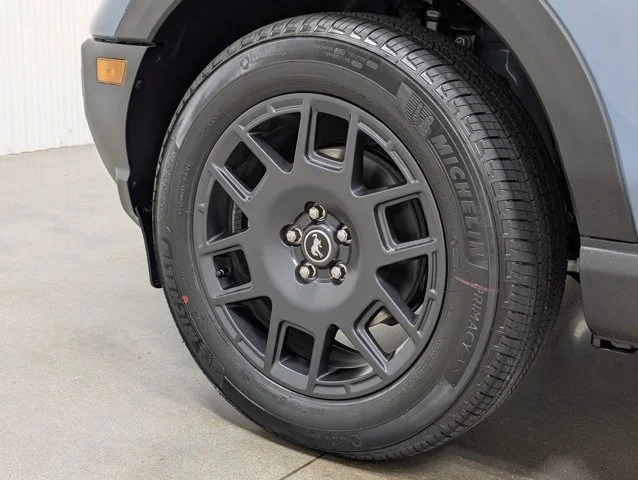 New 2026 Azure Gray Metallic Tri-Coat Ford Big Bend® image 30