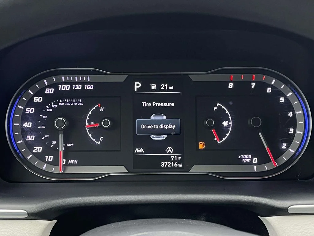 Used 2023 Serenity White Pearl Hyundai SEL image 14