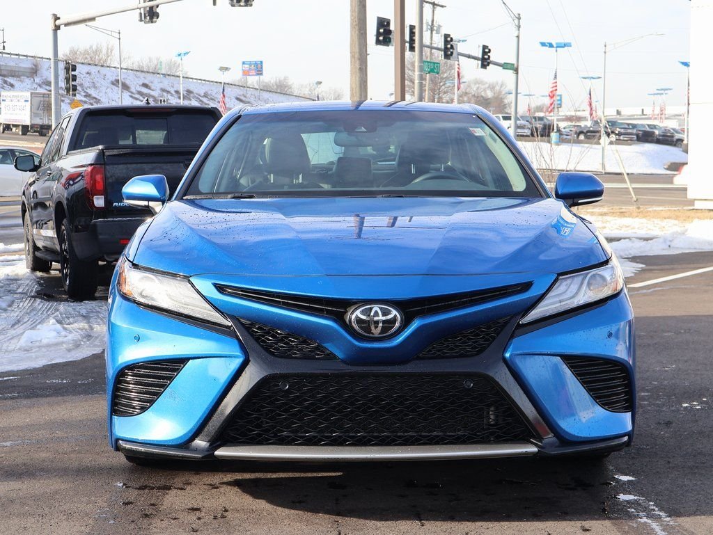 Used 2018 Toyota Camry XSE with VIN 4T1B61HK3JU034538 for sale in Kansas City