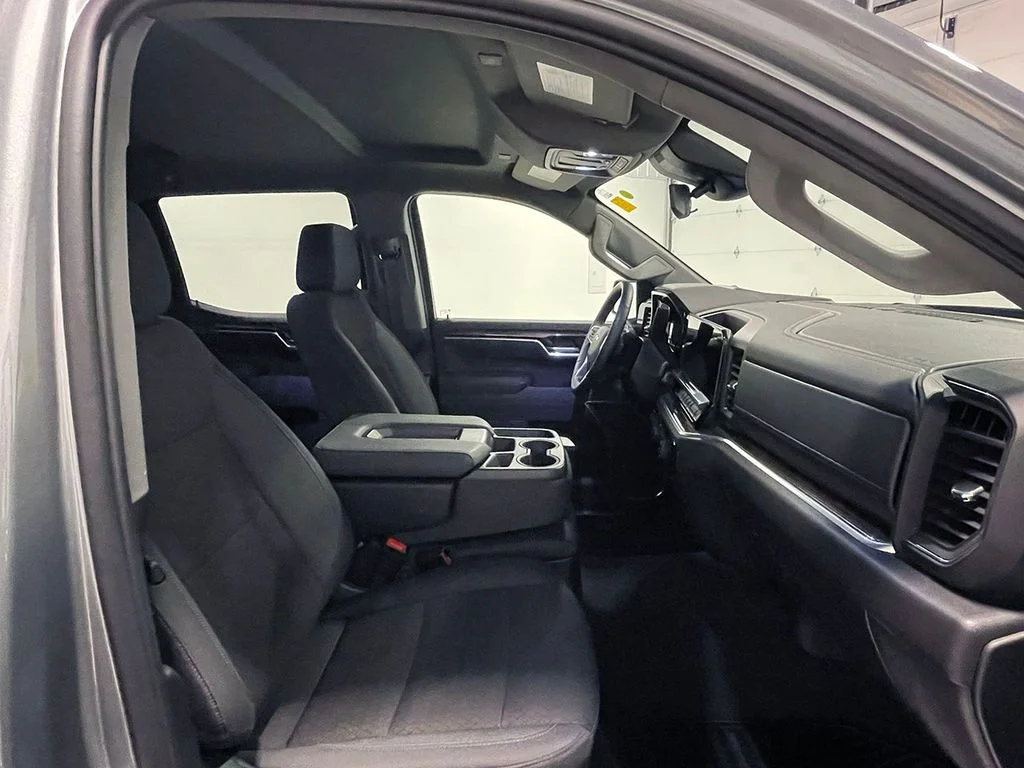 Used 2026 Gray Chevrolet RST image 27