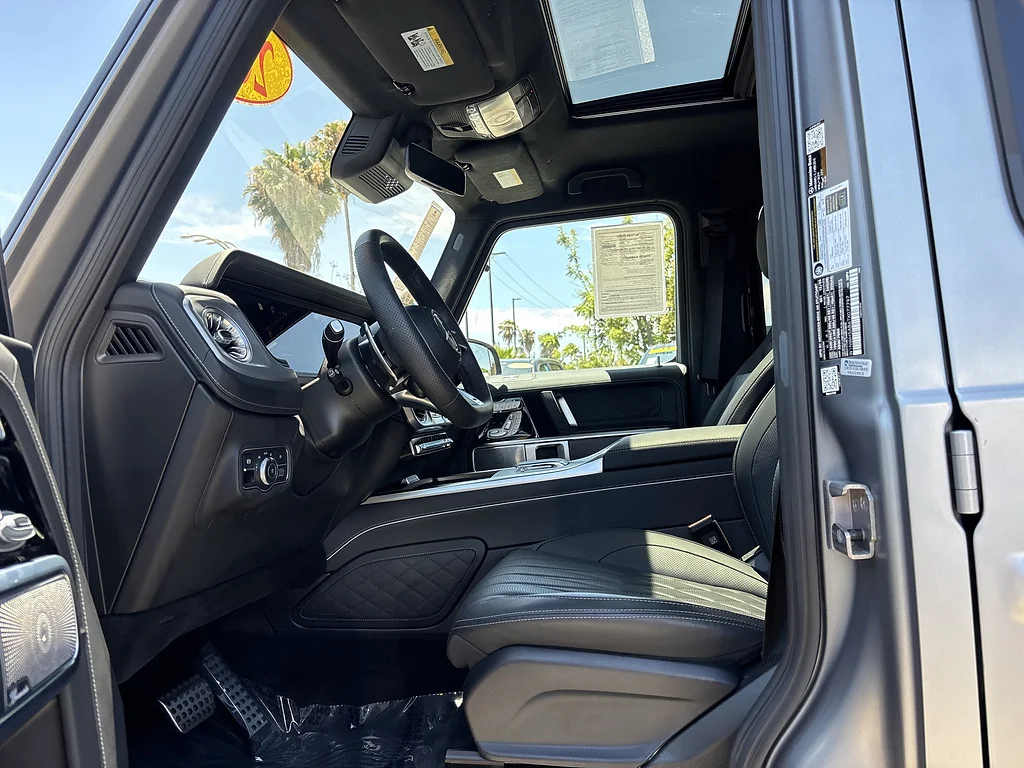 Used 2026 MANUFAKTUR Platinum Magno Mercedes-Benz AMG® G 63 image 8