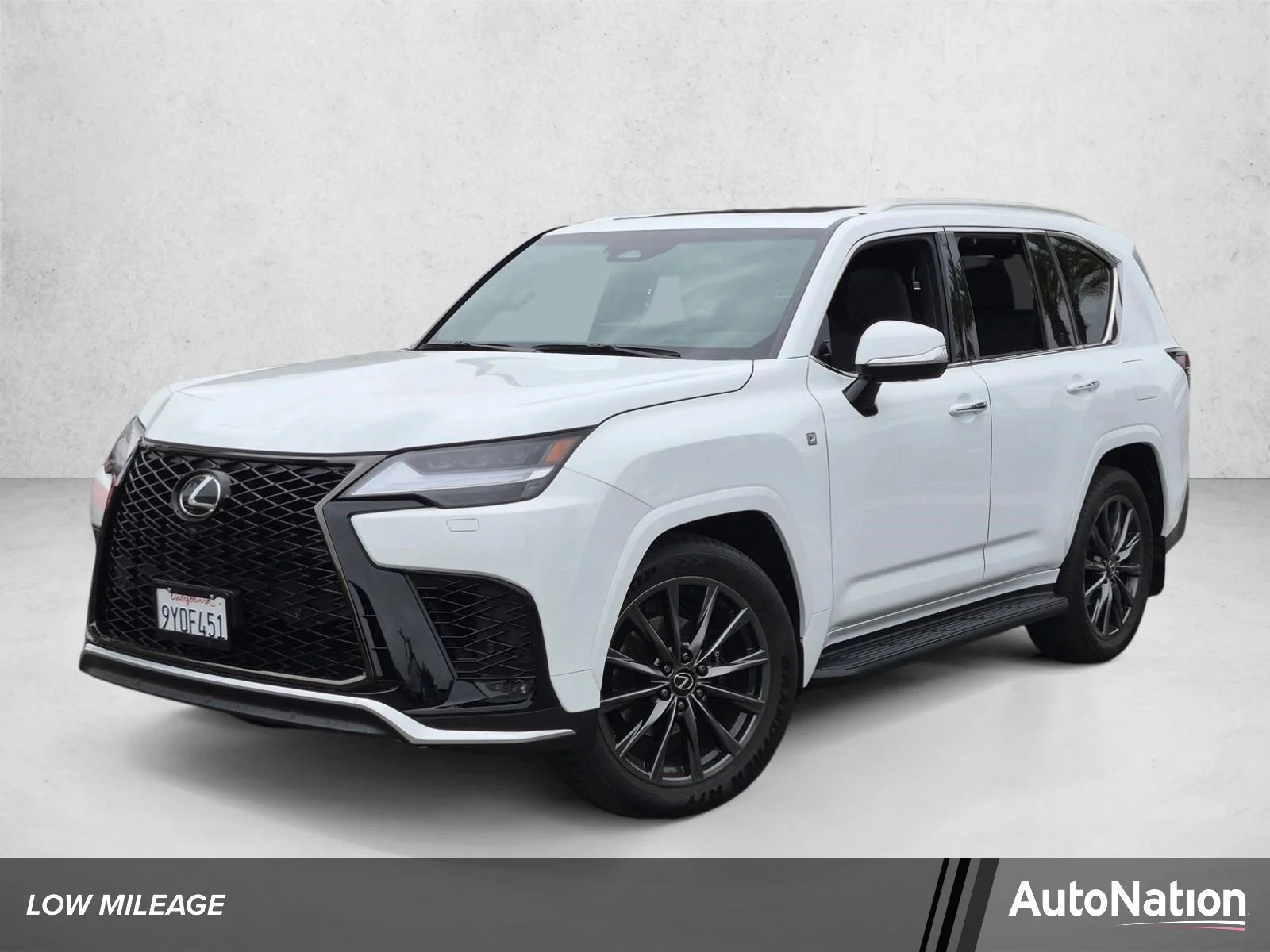 Used 2026 Ultra White Lexus LX 600 F SPORT Handling image 1