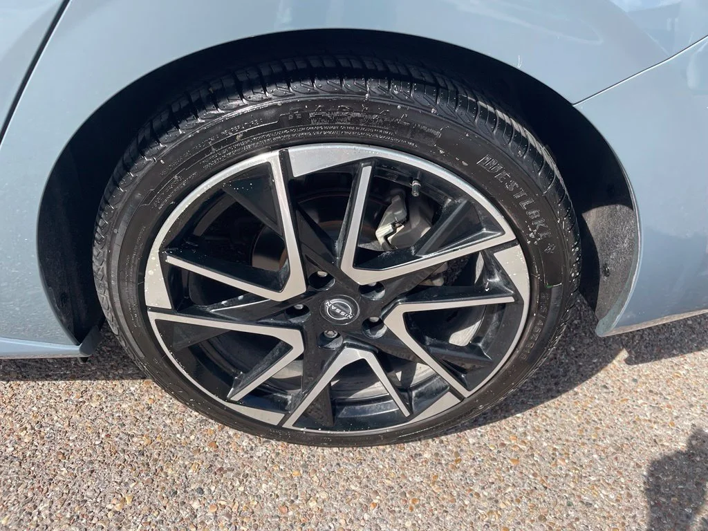 Certified Used 2024 Gray Nissan SR image 18