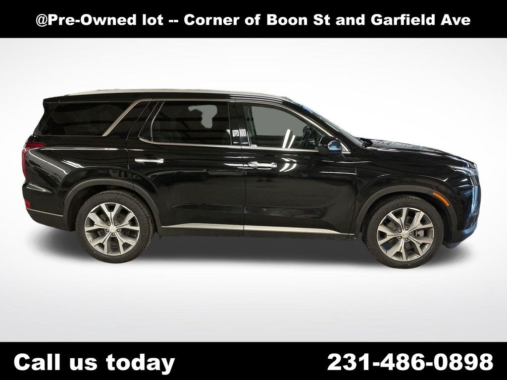 Used 2020 Black Hyundai SEL image 6