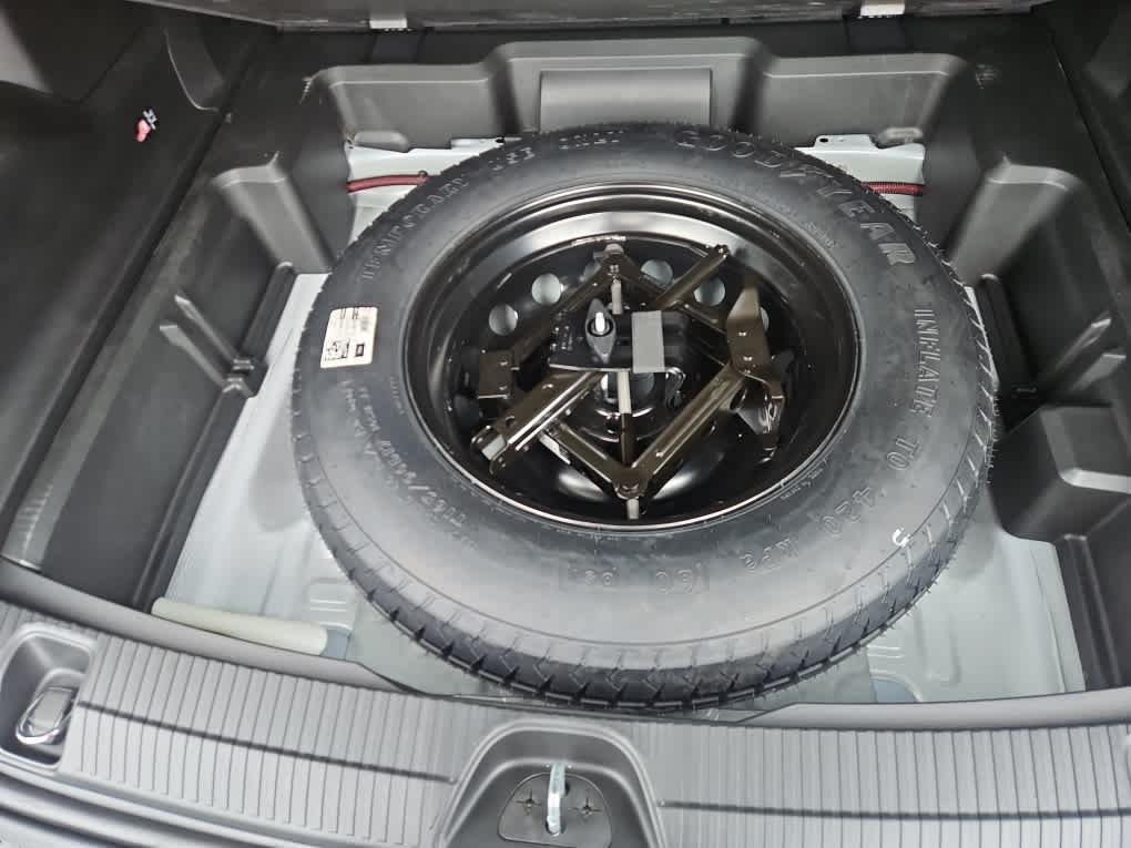 New 2026 Bright White Clearcoat Jeep Laredo image 14
