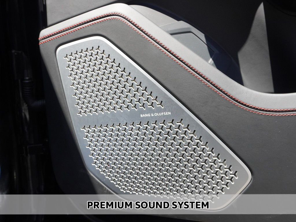 Used 2020 Black Lamborghini Base image 5