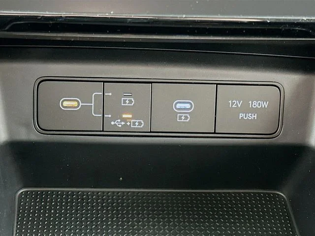 New 2026 Hyundai TUCSON SEL
