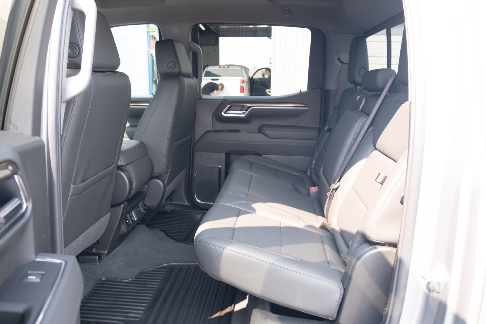 2026 Chevrolet Silverado 1500 LT - Photo 15