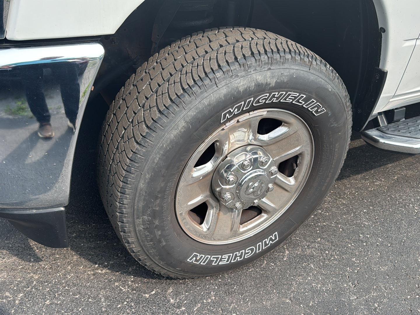 Used 2019 Bright White Clearcoat Ram Tradesman image 10