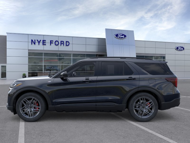 New 2026 Agate Black Metallic Ford ST-Line image 4