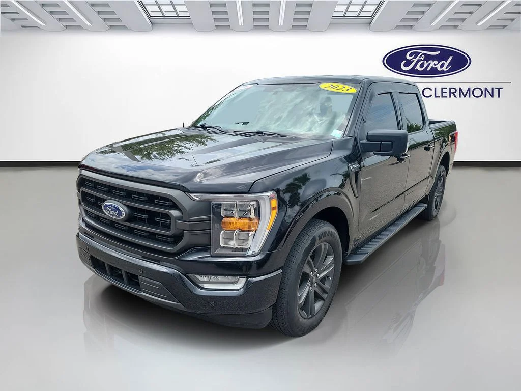 Used 2023 Black Ford XLT image 2