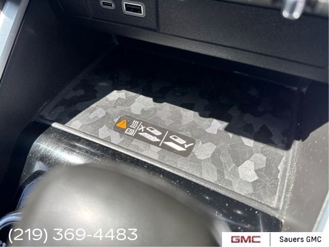 2025 Chevrolet Colorado ZR2 - Photo 18