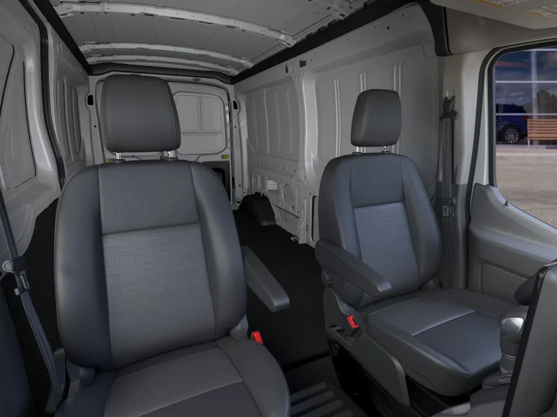 New 2026 Oxford White Ford Base image 32