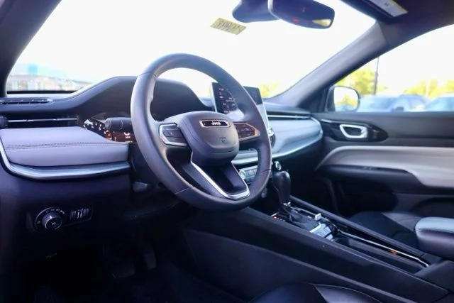 Used 2025 Red Jeep Limited image 19