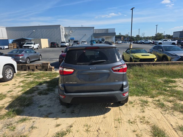 Used 2021  Ford SE image 5