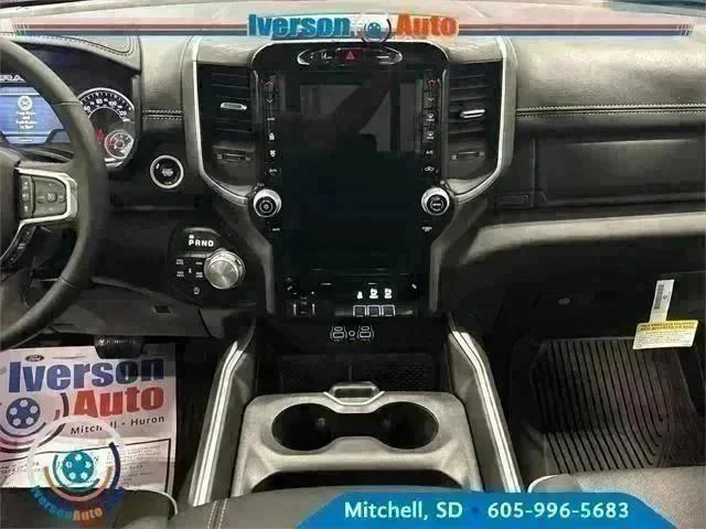 2026 RAM 1500 Laramie - Photo 25