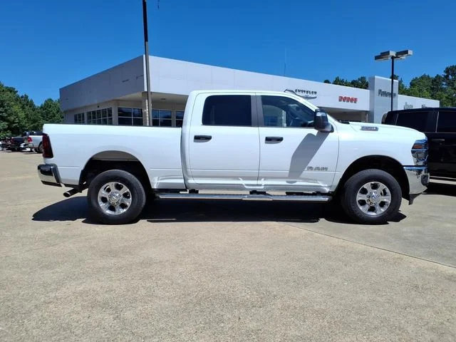 Used 2026 White Ram Big Horn image 2