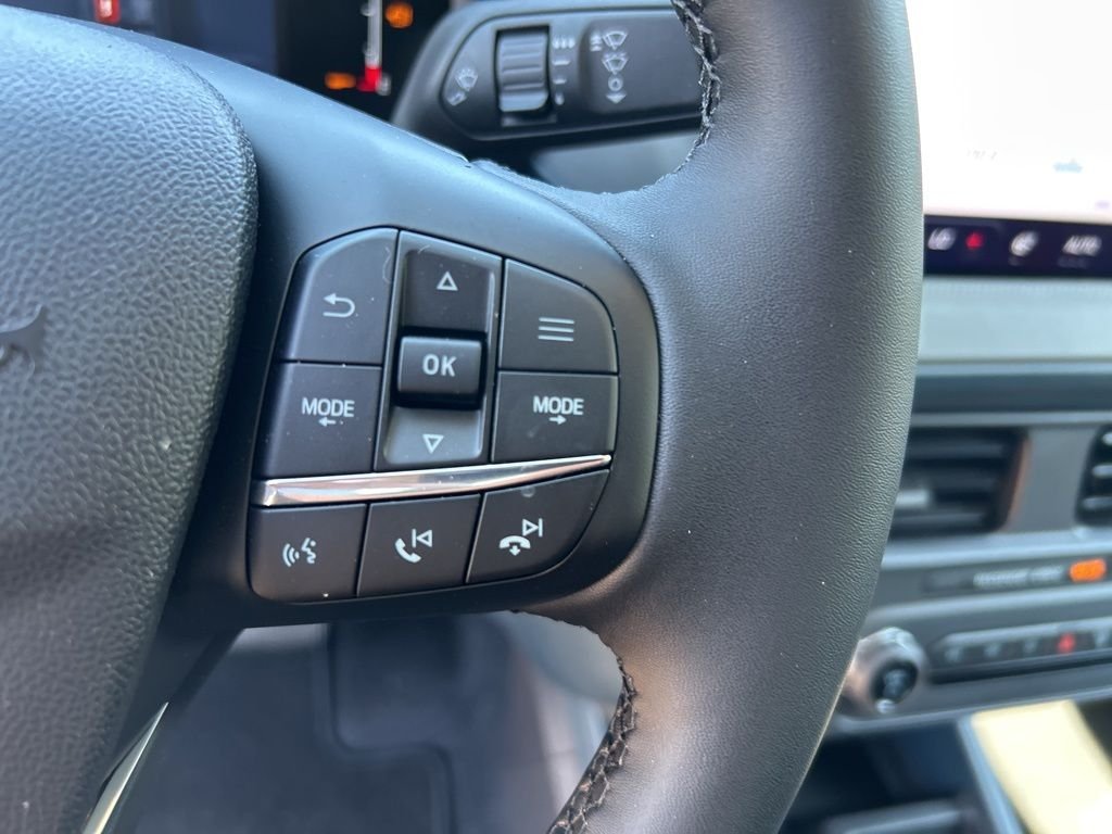 2025 Ford Maverick XLT - Photo 19