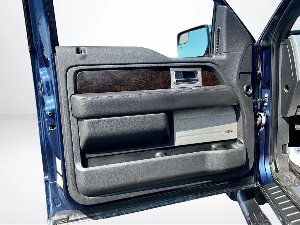 Used 2014 Blue Ford Limited image 23