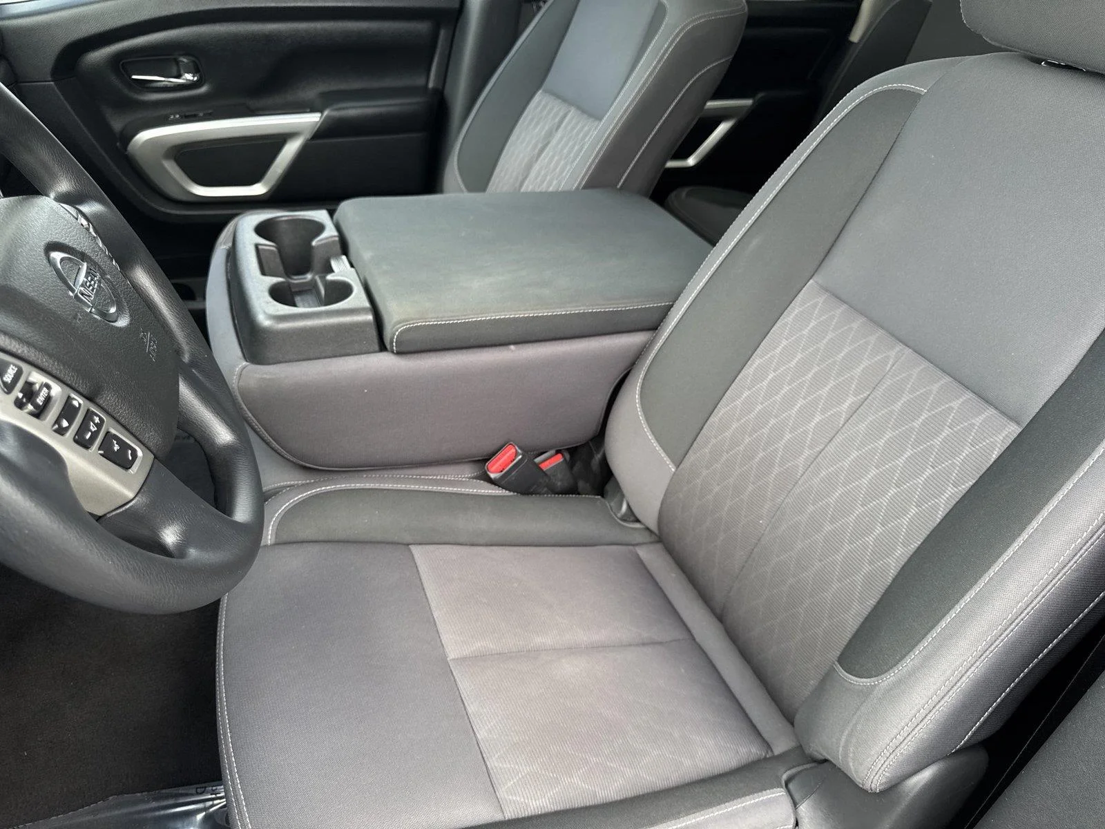 Used 2022 Super Black Nissan SV image 10