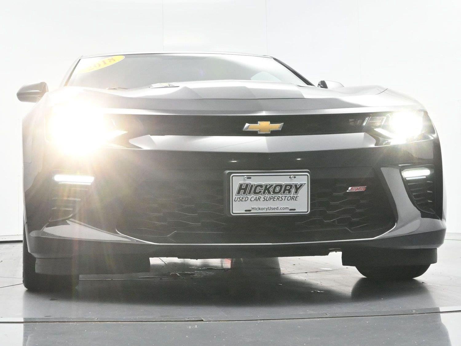 Used 2018 Black Chevrolet 2SS image 44