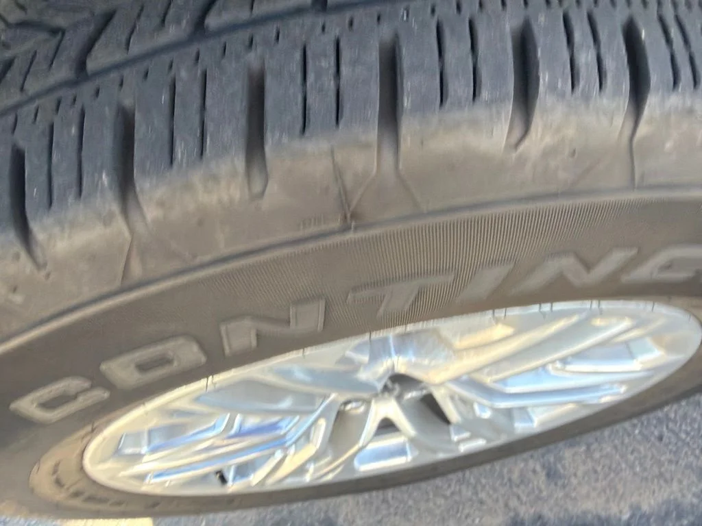 Used 2020 Gray Chevrolet RST image 2