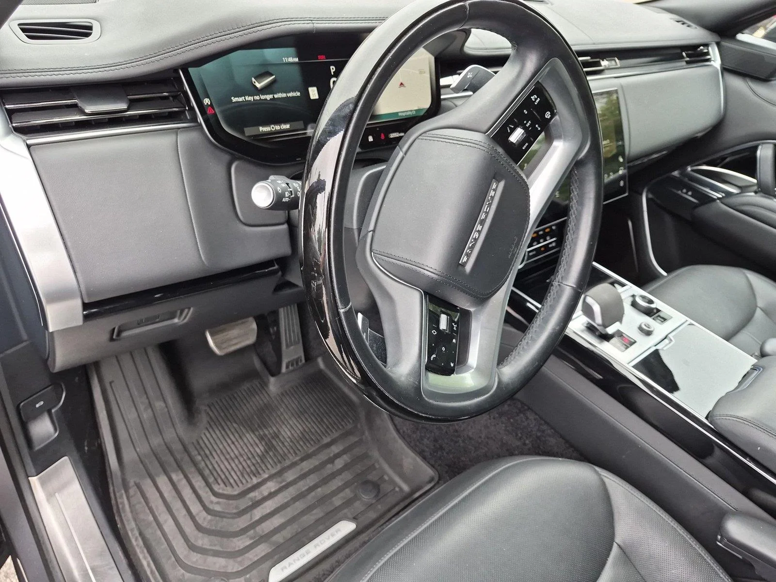 Used 2023 Eiger Grey Metallic Land Rover Autobiography image 18