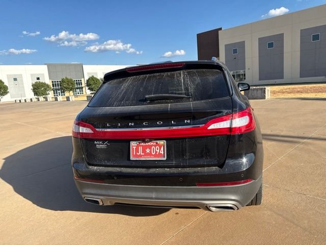 Used 2018 Black Lincoln Reserve image 6