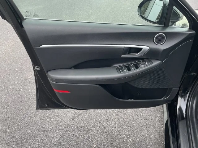 2025 Hyundai Sonata SEL - Photo 14