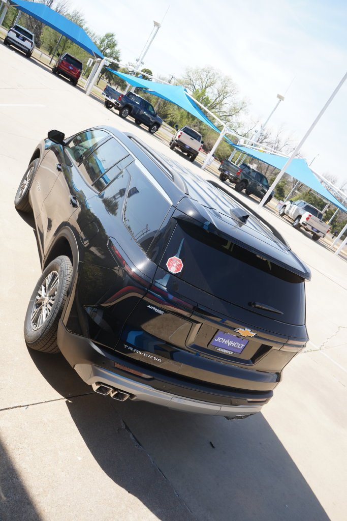 2026 Chevrolet Traverse LT - Photo 11