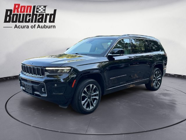 Used 2021 Diamond Black Crystal Pearlcoat Jeep Overland image 5