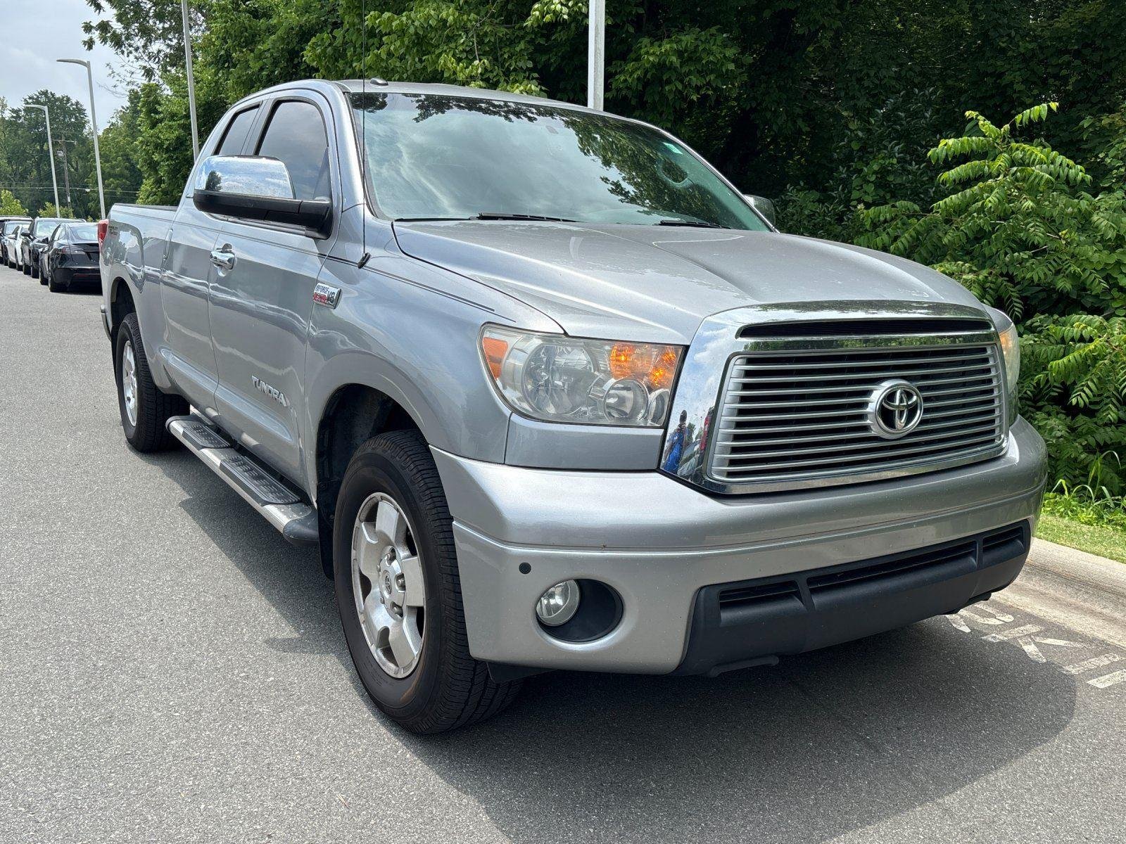 Used 2010 Silver Sky Metallic Toyota LTD image 7