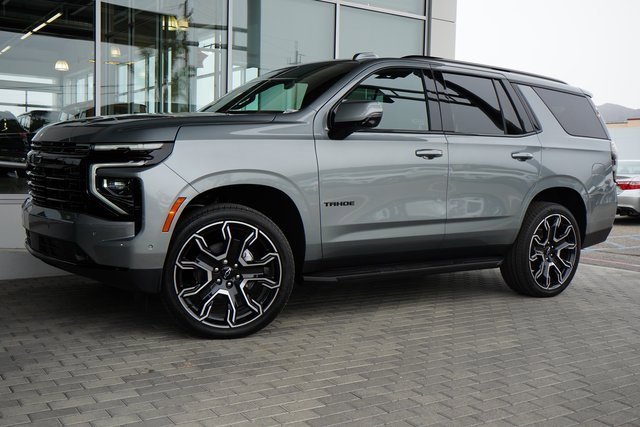 2026 Chevrolet Tahoe RST photo 4