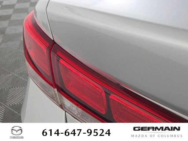 Used 2016 Silver Kia LX image 16